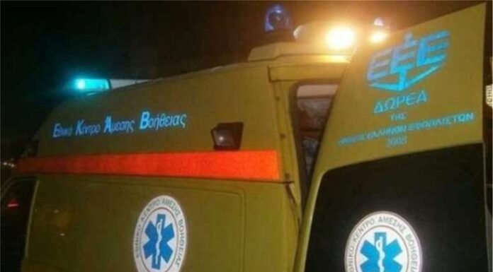 Τραγωδία στη Νίκαια: Ασθενοφόρο συγκρούστηκε με μηχανή – Νεκρός ο οδηγός της μοτοσυκλέτας