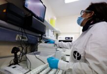 ΚΟΡΩΝΟΪΟΣ: Επιβεβαιώθηκε στη Γερμανία το πρώτο κρούσμα της νέας μετάλλαξης