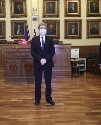 ΠΕΙΡΑΙΑΣ: Πώς θα εορταστούν Άγιος Νικόλαος & Άγιος Σπυρίδωνας