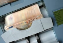 Συντάξεις: Έκτακτη ενίσχυση σε 104.721 συνταξιούχους – Ποιοι οι δικαιούχοι