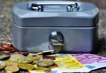 Επικουρική ασφάλιση: Τι είναι και πώς θα λειτουργεί ο «ατομικός κουμπαράς»