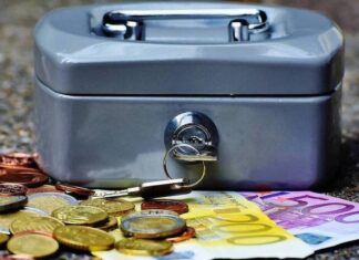 Επικουρική ασφάλιση: Τι είναι και πώς θα λειτουργεί ο «ατομικός κουμπαράς»
