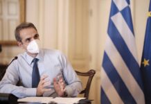 Κορονοϊός: «Πυρετός» συσκέψεων στο Μαξίμου – Σπριντ για την επιχείρηση εμβολιασμού από την κυβέρνηση