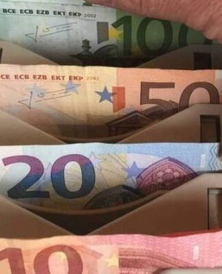 Βρούτσης: Τι ισχύει για επίδομα 800 ευρώ, δώρο Χριστουγέννων και επίδομα ανεργίας