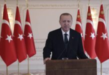 Τουρκία: Οργή του σουλτάνου με τις κυρώσεις των ΗΠΑ – Απειλεί τώρα και την Ουάσιγκτον