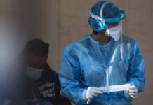 Κρούσματα σήμερα: 916 νέα ανακοίνωσε ο ΕΟΔΥ – 96 νεκροί σε 24 ώρες – 527 οι διασωληνωμένοι