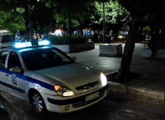 Συναγερμός στην ΕΛ.ΑΣ.: Διέλυσε κορονοπάρτι στον Άλιμο – Τσουχτερά πρόστιμα