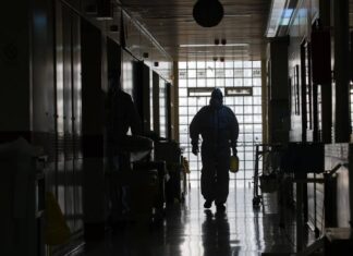 ΚΟΡΩΝΟΪΟΣ – ΜΕΛΕΤΗ: Τι αποκαλύπτουν τα νέα στοιχεία για τους θανάτους στους κάτω των 50 ετών