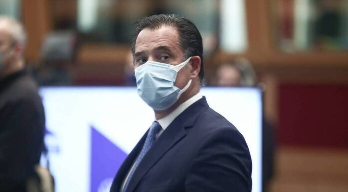 Γεωργιάδης: Πολύ αυστηρότερη η λειτουργία των καταστημάτων το επόμενο διάστημα