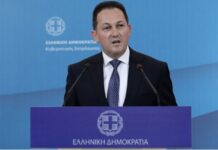 ΒΟΜΒΑ ΠΕΤΣΑ: «Αυστηρότερα μέτρα την Πρωτοχρονιά, αν δεν τηρήσουμε τα μέτρα τα Χριστούγεννα»