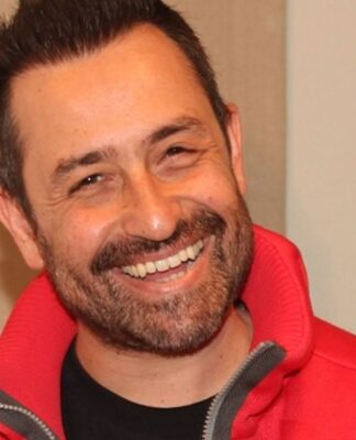 ΘΕΜΗΣ ΓΕΩΡΓΑΝΤΑΣ: «Τρέχοντας θα κάνω το εμβόλιο κατά του κορωνοϊού»