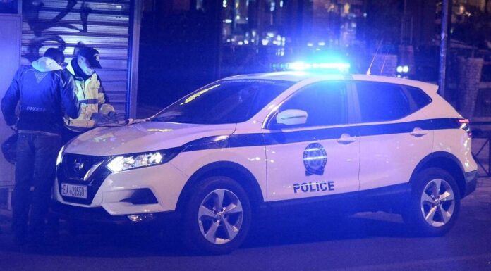 ΠΕΙΡΑΙΑΣ: Έκρηξη έξω στην είσοδο γραφείων ναυτιλιακής εταιρείας