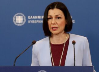 ΑΡΙΣΤΟΤΕΛΕΙΑ ΠΕΛΩΝΗ: «Μπορεί να μην ανοίξουν τα σχολεία τη Δευτέρα, ούτε το click away»