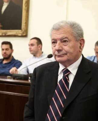 Σήφης Βαλυράκης: Νέες εκδοχή για την δολοφονία του – Καυγάς ανάμεσα στον πρώην υπουργό και ψαρά