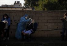 Προβληματίζουν κρούσματα και μεταλλάξεις – Στο τραπέζι η αυστηροποίηση των μέτρων
