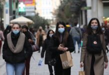 Κορονοϊός -Σαρηγιάννης: Αλλάζει ο χάρτης λόγω της μετάλλαξης -Τα καταστήματα «κοκκίνισαν» την Αττική