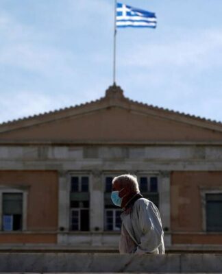 Lockdown: Αττική και μεταλλάξεις φέρνουν νέα μέτρα – Τι θα γίνει με τα γυμνάσια και τα λύκεια