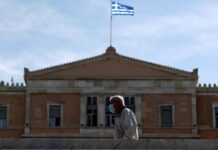 Lockdown: Αττική και μεταλλάξεις φέρνουν νέα μέτρα – Τι θα γίνει με τα γυμνάσια και τα λύκεια