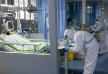 ΑΠΟΚΑΛΥΨΗ ΣΟΚ: «Δεν μας άφηναν να μιλήσουμε, ούτε καν να φορέσουμε μάσκα», λέει γιατρός στην Ουχάν