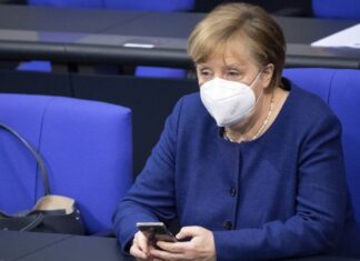 Μέρκελ: «Οι ηγέτες της ΕΕ συμφώνησαν για πιστοποιητικά εμβολιασμού»