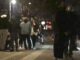 Συνωστισμός ξανά στο Παγκράτι: Αγνόησαν το lockdown και πήγαν για… μπίρες στην πλατεία (ΦΩΤΟ)