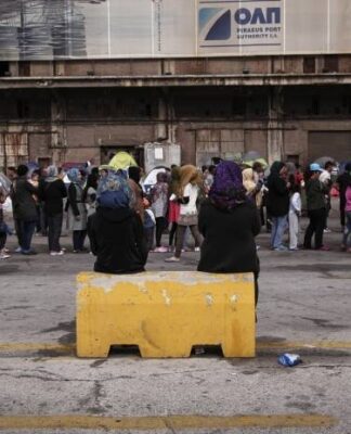 ΚΟΡΩΝΟΪΟΣ: Βόμβα για τον Πειραιά το Μεταναστευτικό – Ανύπαρκτο το Υπουργείο Μετανάστευσης & Ασύλου