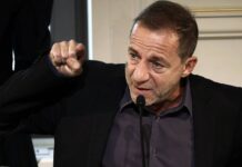 Δημήτρης Λιγνάδης: Σήμερα οδηγείται ενώπιον της ανακρίτριας – Οι καταθέσεις που τον ενοχοποιούν