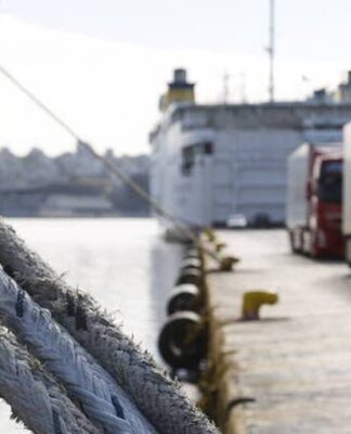 Δεμένα τα πλοία σήμερα (23/2) και αύριο (24/2) στα λιμάνια