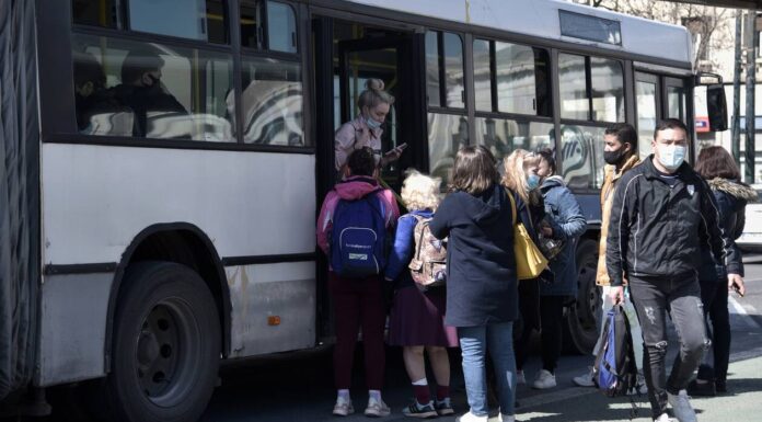 Lockdown: «Κλείδωσε» η παράταση στην Αττική – Κρίσιμη συνεδρίαση με Τσιόδρα – «Ασφυξία» στις ΜΕΘ
