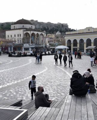 Lockdown: Όλο και πιο κοντά το ολικό κλείσιμο – «Κάθε 24ωρο είναι κρίσιμο» – Τι λένε οι ειδικοί