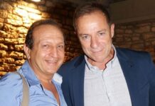 ΛΙΓΝΑΔΗΣ: «Με πολεμάει ο Μπιμπίλας γιατί είναι μέτριος ηθοποιός και με ζηλεύει»