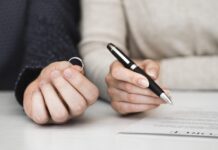 ΔΙΑΖΥΓΙΟ: Χωρισμός με μερικά… κλικ: Έρχεται το e-διαζύγιο