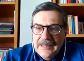 ΠΑΝΑΓΙΩΤΟΠΟΥΛΟΣ: «Θα φοράμε μάσκες μέχρι το 2022»