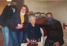 Κρητικιά «μπαίνει» φορτσάτη 105 χρονών και τρελαίνει κόσμο και κοσμάκη!