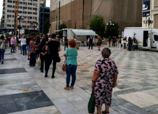 ΚΟΡΩΝΟΪΟΣ: Μαύρη Τρίτη για τον Πειραιά!