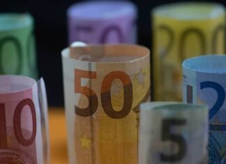 Επίδομα 534 ευρώ: Νέοι δικαιούχοι για Ιανουάριο και Φεβρουάριο – Ποιοι και πότε θα το λάβουν