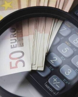 Ποιοι θα λάβουν τις μεγαλύτερες επιστροφές φόρου το 2021