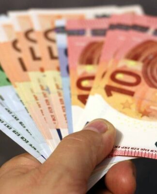 Αναδρομικά: 10 Μαρτίου οι πληρωμές σε 25.000 κληρονόμους θανόντων συνταξιούχων