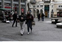 Lockdown: Τα βήματα προς την έξοδο – Οι ημερομηνίες ορόσημο για καταστήματα, σχολεία, εστίαση