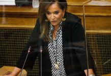 Ντόρα Μπακογιάννη: Τι απαντά για το «εμένα δεν θα με κρατήσει κανένας να μην πάω στην Κρήτη το Πάσχα»
