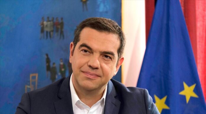 ΤΣΙΠΡΑΣ: Ο Αλέξης χαμογελά μιλώντας για τα θύματα της πανδημίας! (ΒΙΝΤΕΟ)