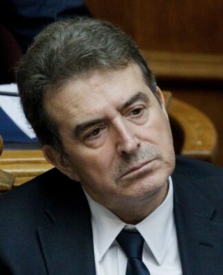 Oργισμένος ο Χρυσοχοΐδης: «Με χτυπάνε επειδή έχουν χάσει τη μπάλα!»