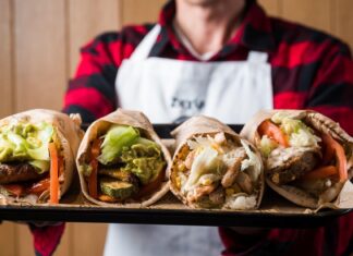 Τα σουβλάκια του Ζαχίρ μόνο στο Street Souvlaki!