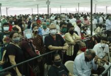 Κορονοϊός: Παγκόσμιο ρεκόρ μολύνσεων μέσα σε μία ημέρα – Πού οφείλεται η έκρηξη κρουσμάτων