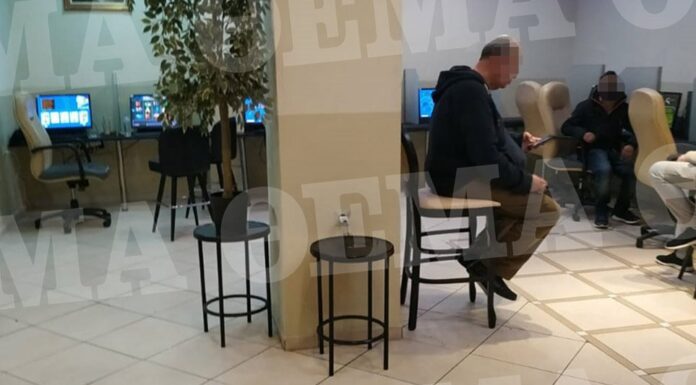 Έφοδος σε παράνομη χαρτοπαικτική λέσχη – Συνέλαβαν ξανά γνωστό τραγουδιστή (φωτο)