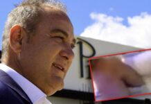 Σάλος στην Κόρινθο: Δημοτικός σύμβουλος εμφανίστηκε με τα εσώρουχα σε τηλεδιάσκεψη – Τι λέει ο ίδιος