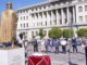 Πειραιάς: Επιμνημόσυνη δέηση στον ανδριάντα του Κωνσταντίνου Παλαιολόγου από Σεραφείμ