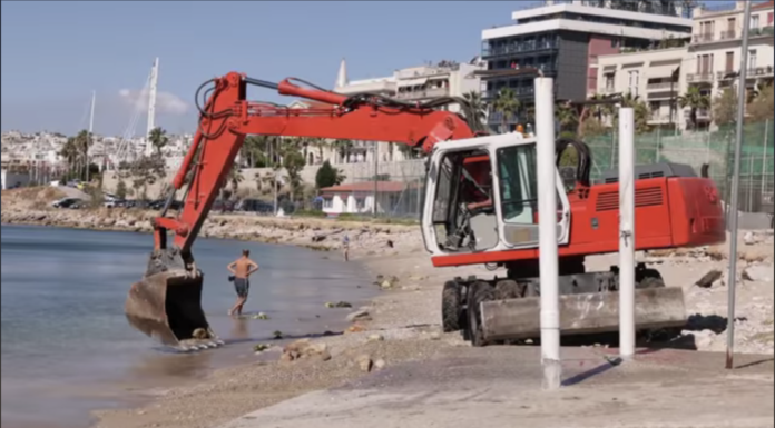 ΠΑΡΑΛΙΕΣ ΠΕΙΡΑΙΑ: Καθάρισαν οι πλαζ σε Βοτσαλάκια & Φρεαττύδα