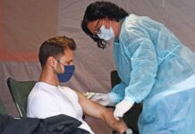 Πότε ανοίγει η πλατφόρμα για τον εμβολιασμό στις ηλικίες 20-29