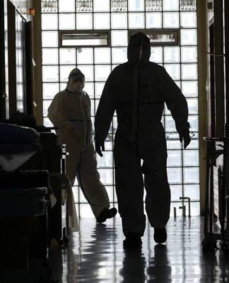 Βασιλακόπουλος: Η πανδημία δεν τελείωσε – Αν σταματήσουμε να προσέχουμε θα έχουμε πισωγυρίσματα